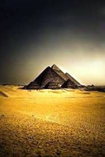 piramides rara imagen.jpg